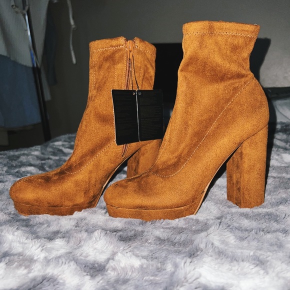 Forever 21 booties, size 7, brown! - Picture 4 of 5